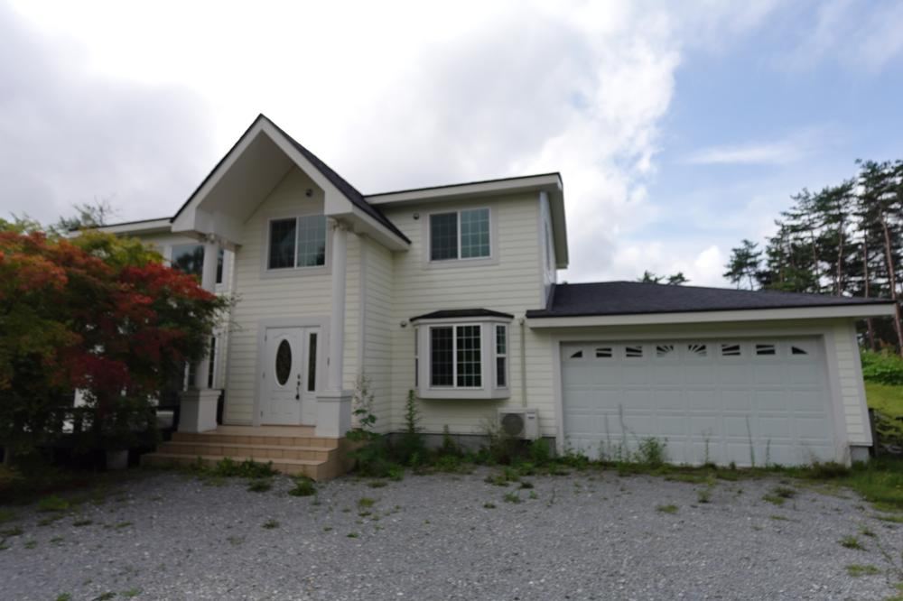 Charming 3LDK House with Asama Mountain Views - Photo 1