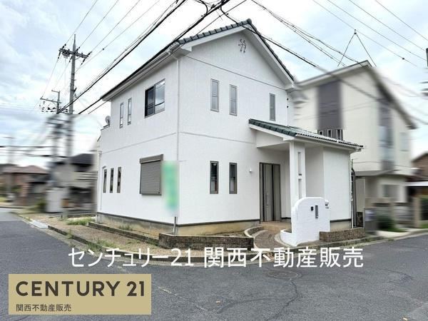 Renovated 4LDK House in Katsuragidai - Photo 1