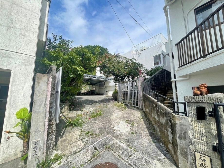 Spacious 4LDK House in Ueda, Okinawa - Photo 1