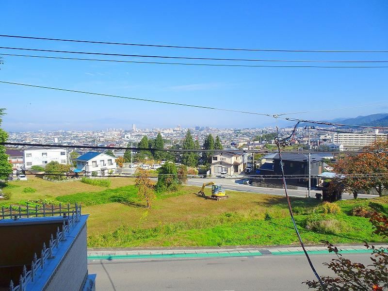 Spacious 6LLDDKK Home in Nakakawada - Photo 1