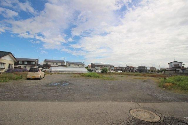 Large Land in Morokawa with Convenient Shopping - Photo 1