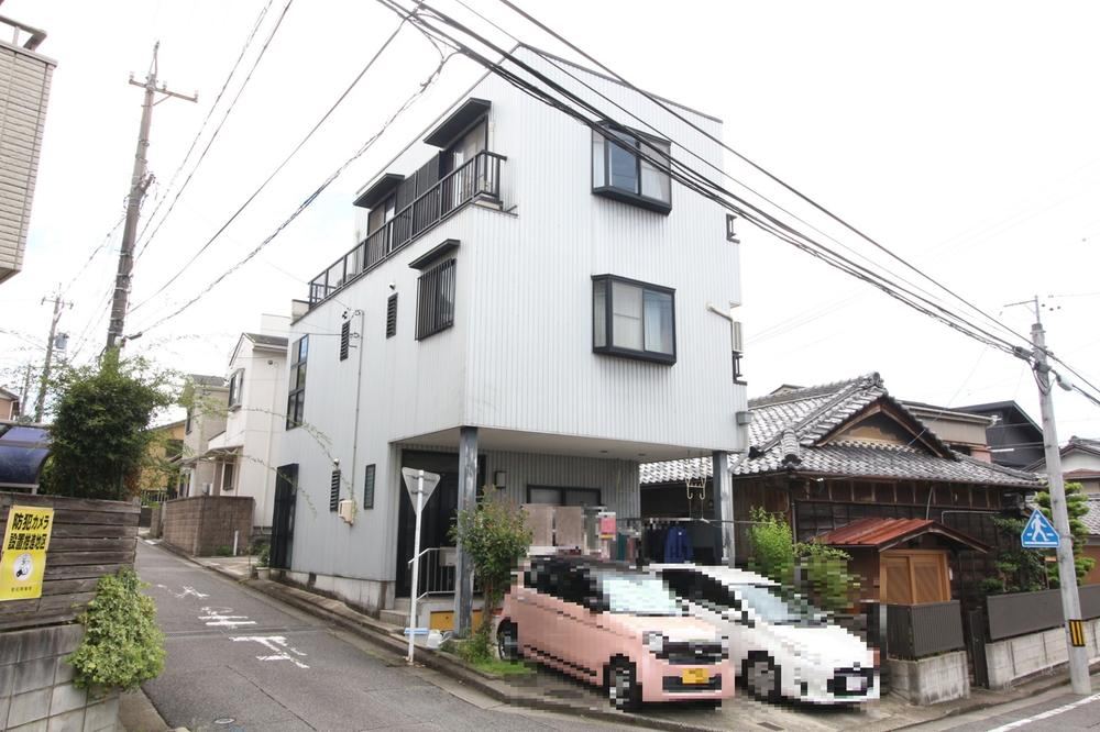 Spacious 4LDK Corner Lot in Okazaki - Photo 1