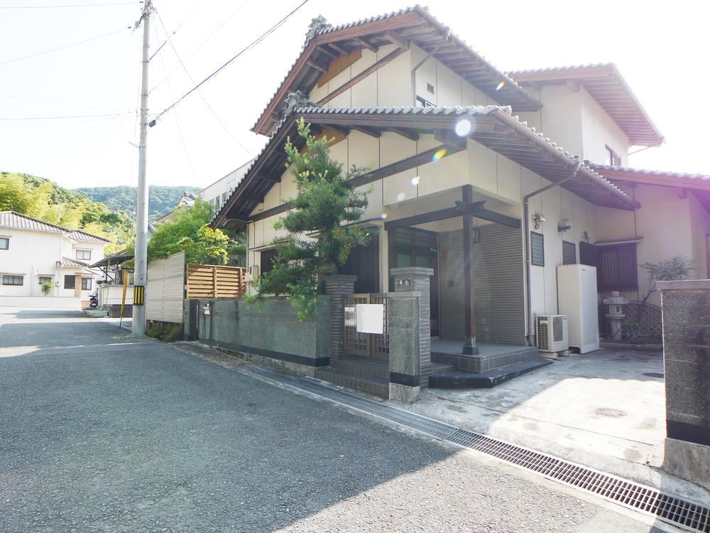 4LDK+S house in Kure, Hiroshima - Photo 1