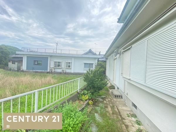 3LDK House with Scenic Views in Wakayama - Photo 1