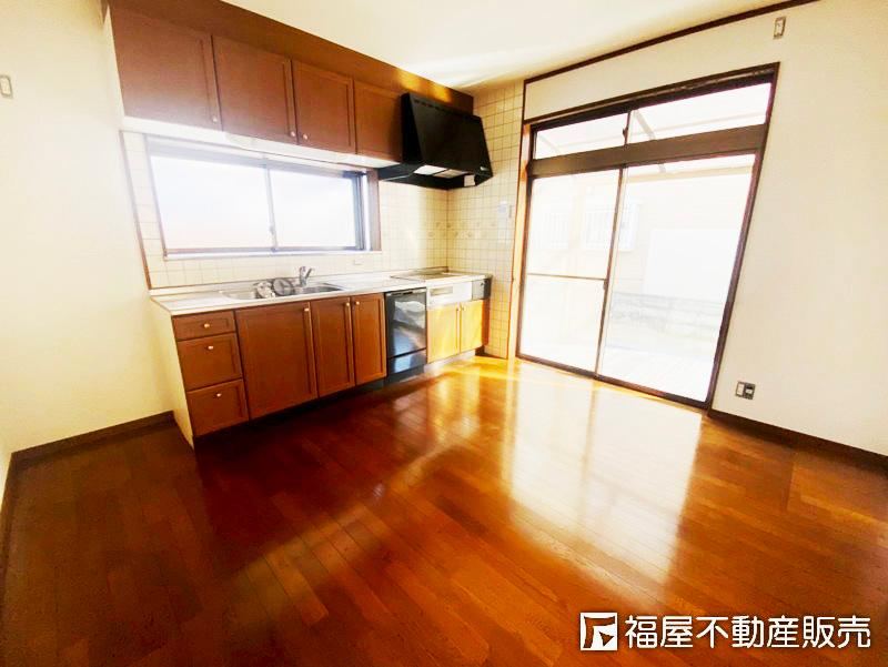 Charming 4DK House in Shirahama-cho - Photo 1