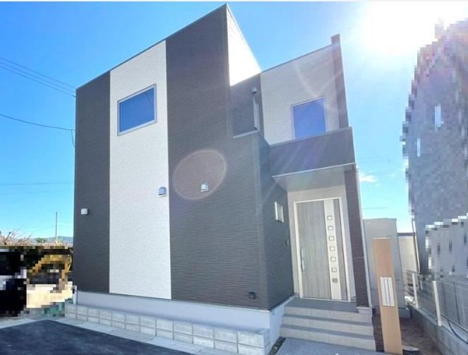 Charming 3LDK House with Auto-Lock System in Tosa-Yamada - Photo 1