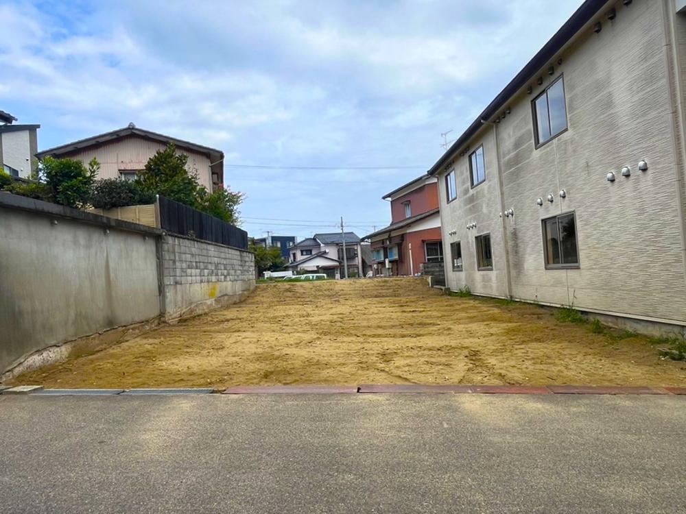 Land in Daigaku Minami, Niigata - Photo 1