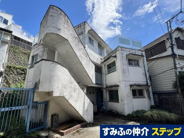 159 m² land in Shinjuku Ward, Tokyo - Photo 1