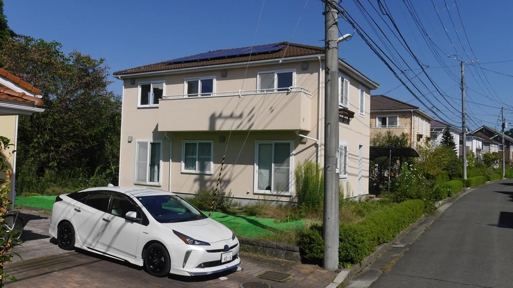 Renovated 5LDK House with Solar Power in Izumi - Photo 1