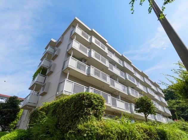 Spacious 4LDK Apartment in Minami-Ozawa - Photo 1