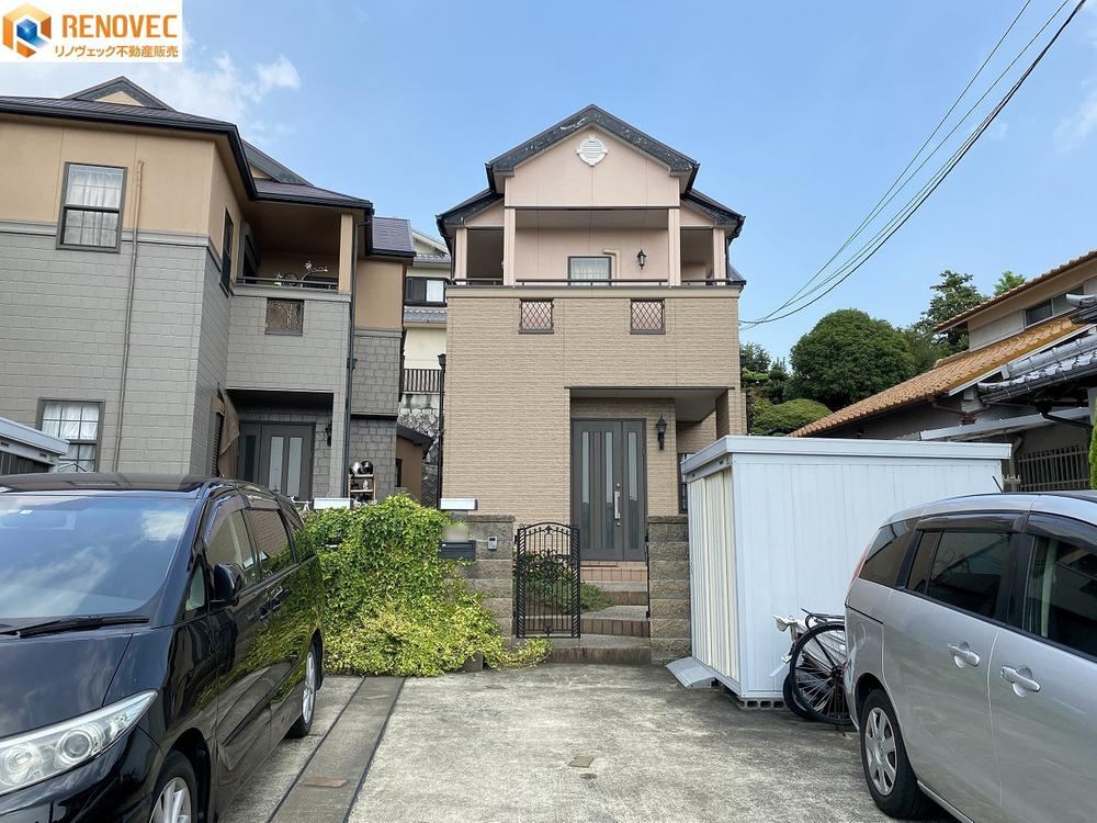 Spacious 4LDK House in Handai - Photo 1