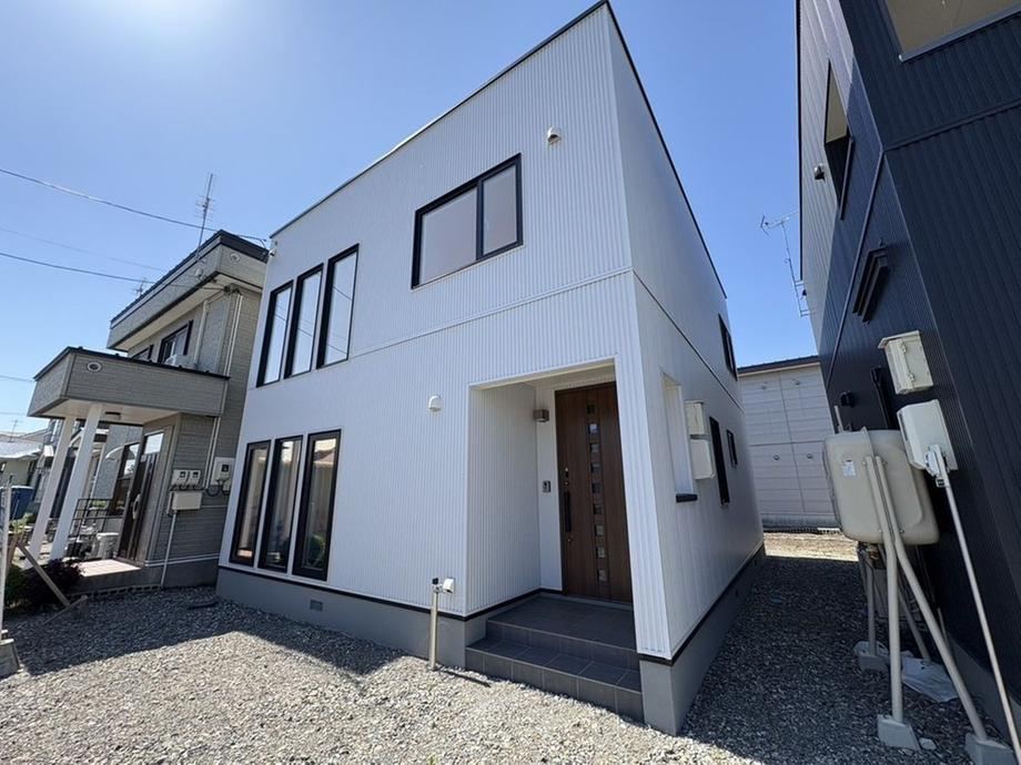 Newly Built 3LDK House in Nishi Obihiro - Photo 1