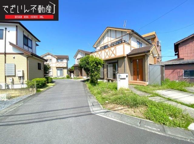 Eco-Friendly 3LDK House with Solar Power in Kumagaya - Photo 1