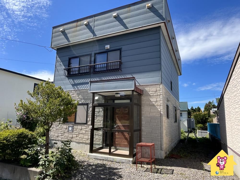 Spacious 4LDK House in Nishi-Asahikawa 3-chome, Hakodate - Photo 1