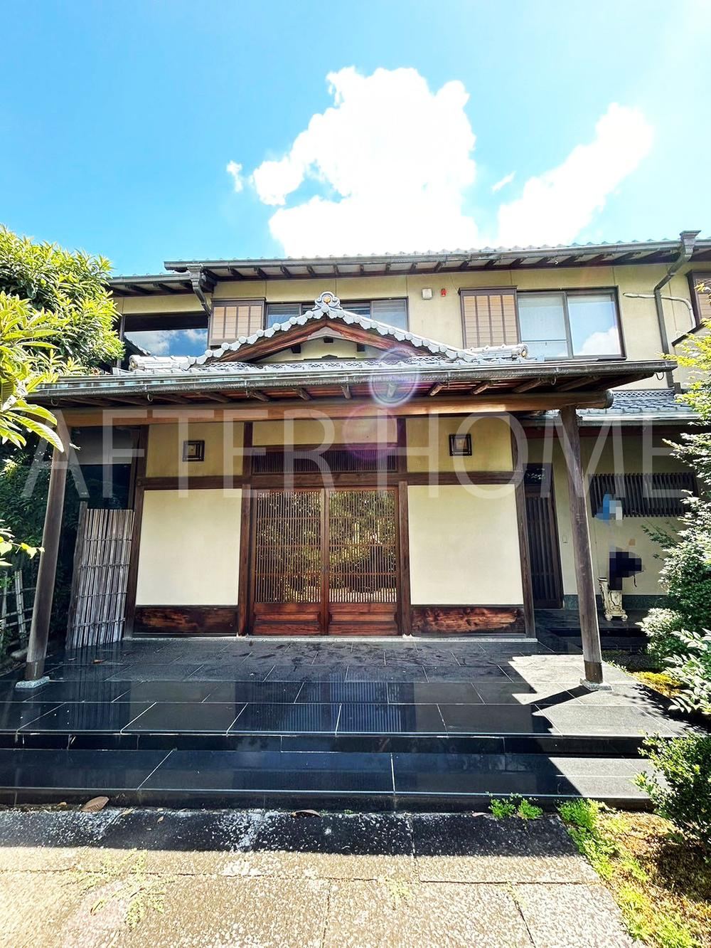 Spacious 10LDK House in Fushimi, Kyoto - Photo 1