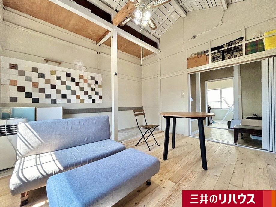 Charming 3DK House in Muruta - Photo 1