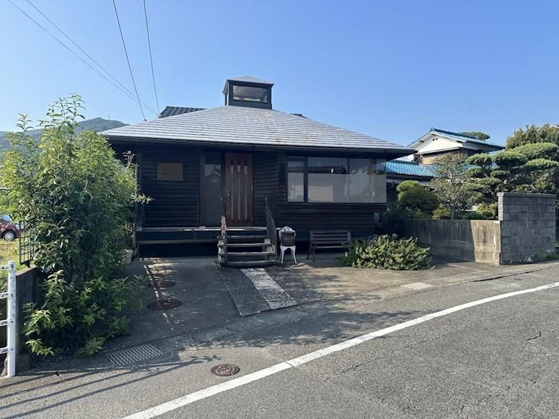 7DK Home with Storefront and Scenic Views - Photo 1