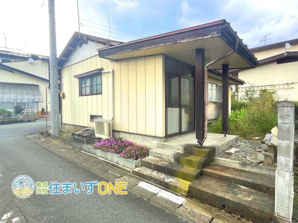 Corner Lot Renovation Opportunity in Tendo - Photo 1