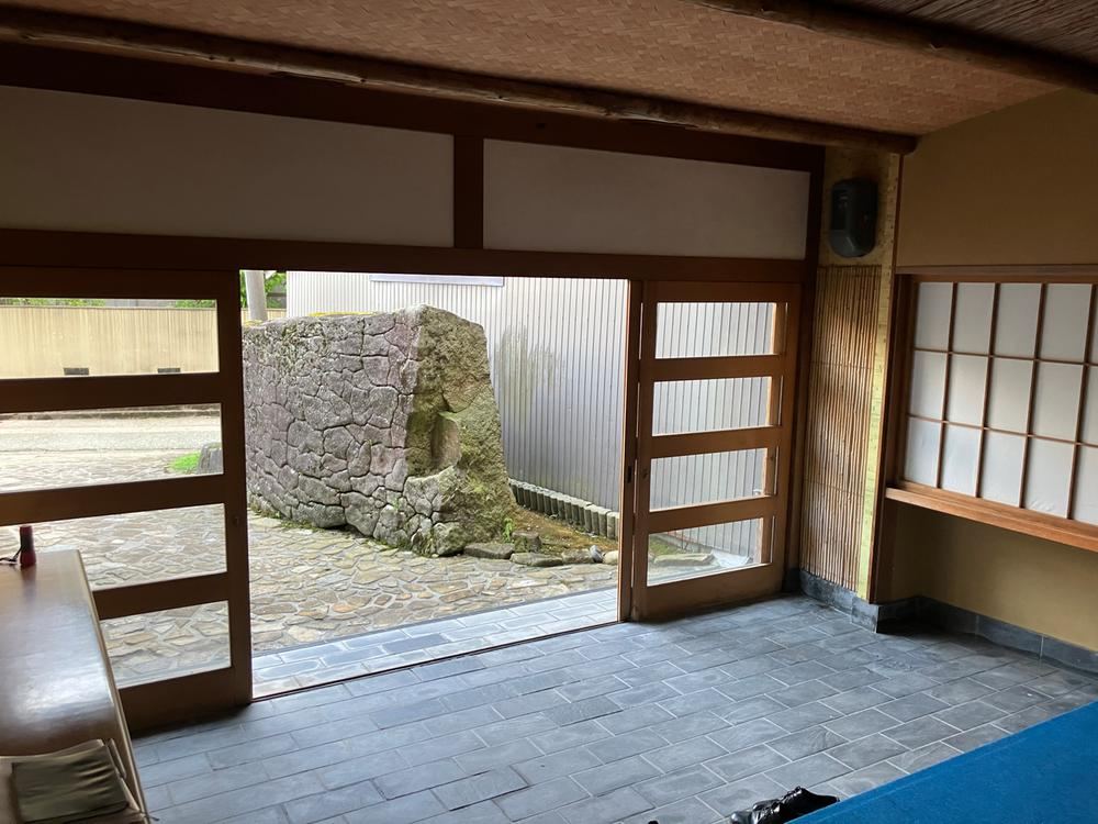 Spacious 6K House with Large Garden in Takaoka - Photo 1