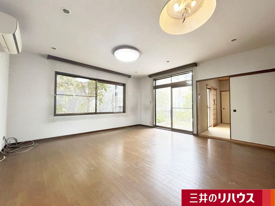 5LDK House in Minami-Nadai - Photo 1