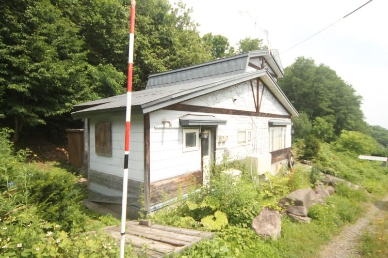 Expansive 1564 Tsubo Land with Ocean View - Photo 1