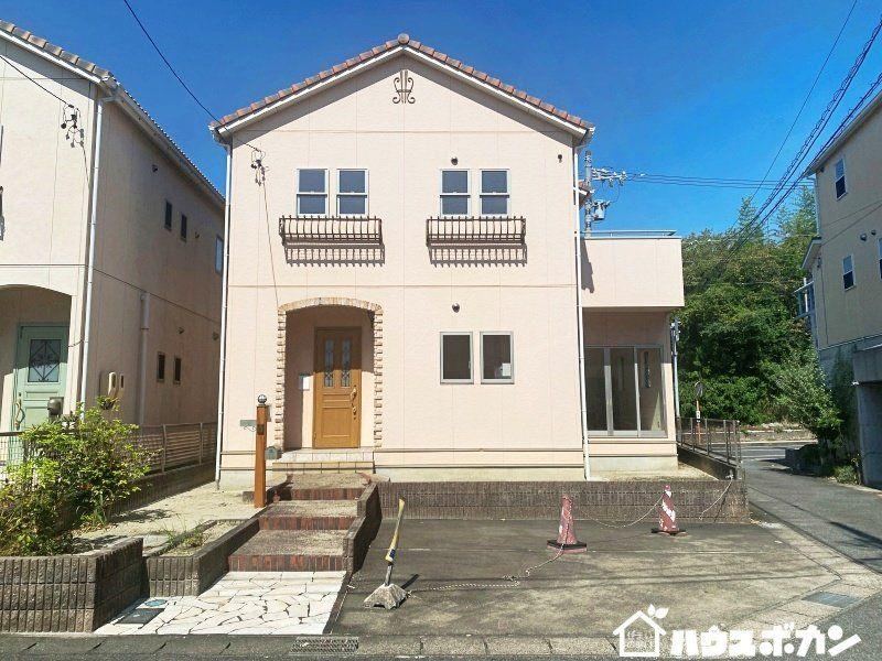 Charming House Near Nagahura Station - Photo 1
