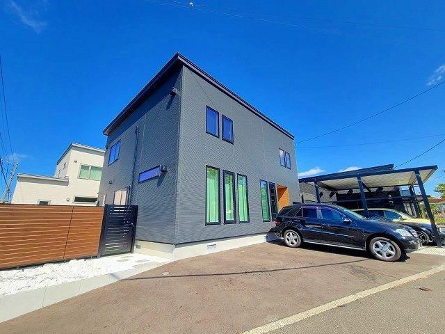 Stylish 5SLDK House in Moeginohigashi - Photo 1