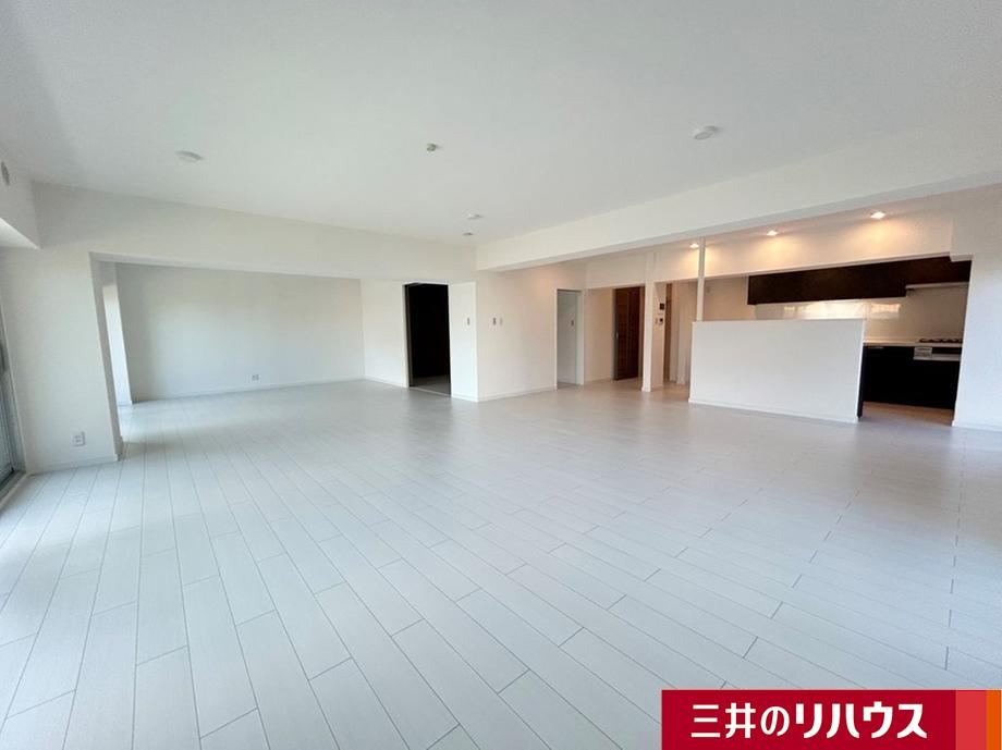2LDK+S apartment in Ashiya, Hyogo - Photo 1