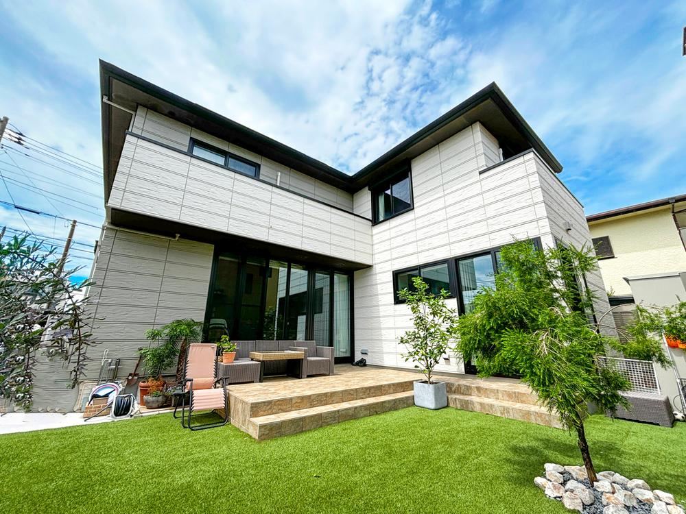 Modern 3LDK House with Garden in Fujisawa - Photo 1