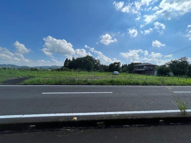 2114 m² land in Miyakonojo, Miyazaki - Photo 1