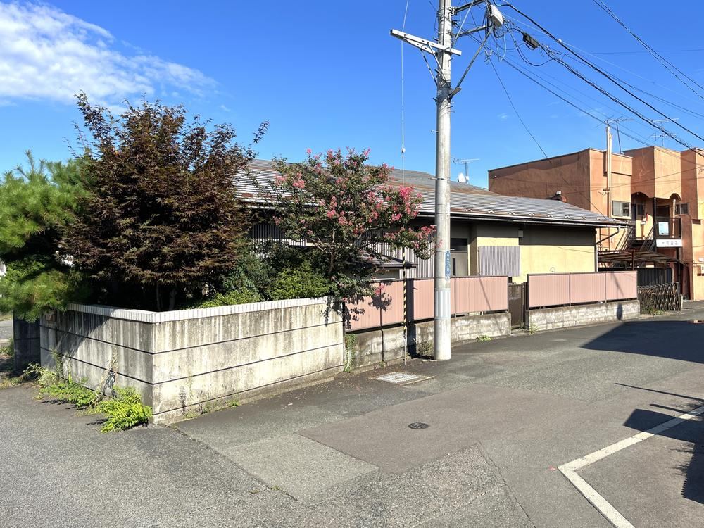 Modern 3LDK Bungalow in Popular Senboku Area - Photo 1