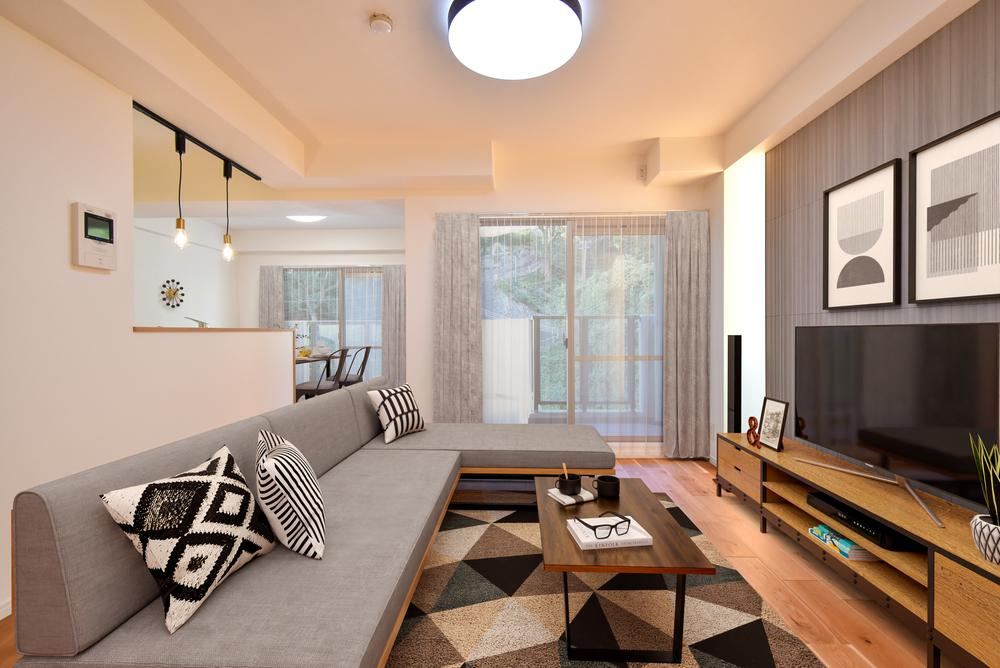 2LDK+S apartment in Suma Ward, Kobe, Hyogo - Photo 1
