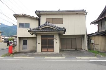 7DK house in Ichikawamisato, Nishiyatsushiro District
