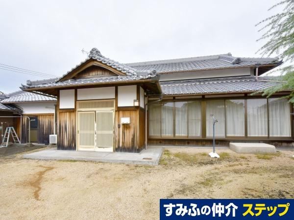 Spacious 9DK House near Nagataki Station - Photo 1