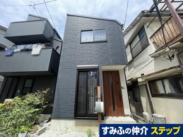 Modern 2LDK House with Rooftop Balcony in Sakae Town - Photo 1