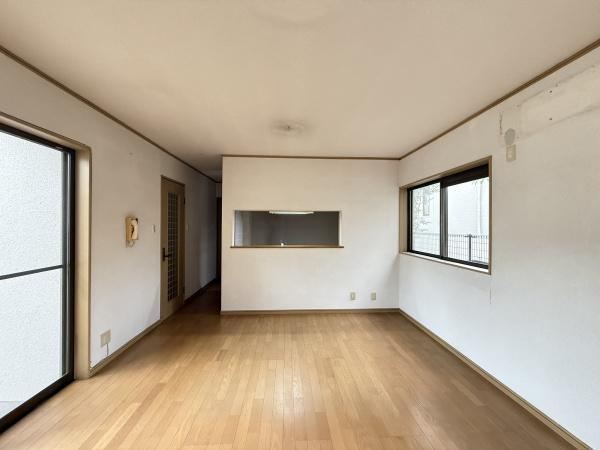 Spacious 4LDK House in Nishikyo, Kyoto - Photo 1