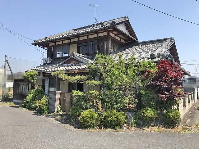 7DK House with Convenient Access to Hirata Station - Photo 1