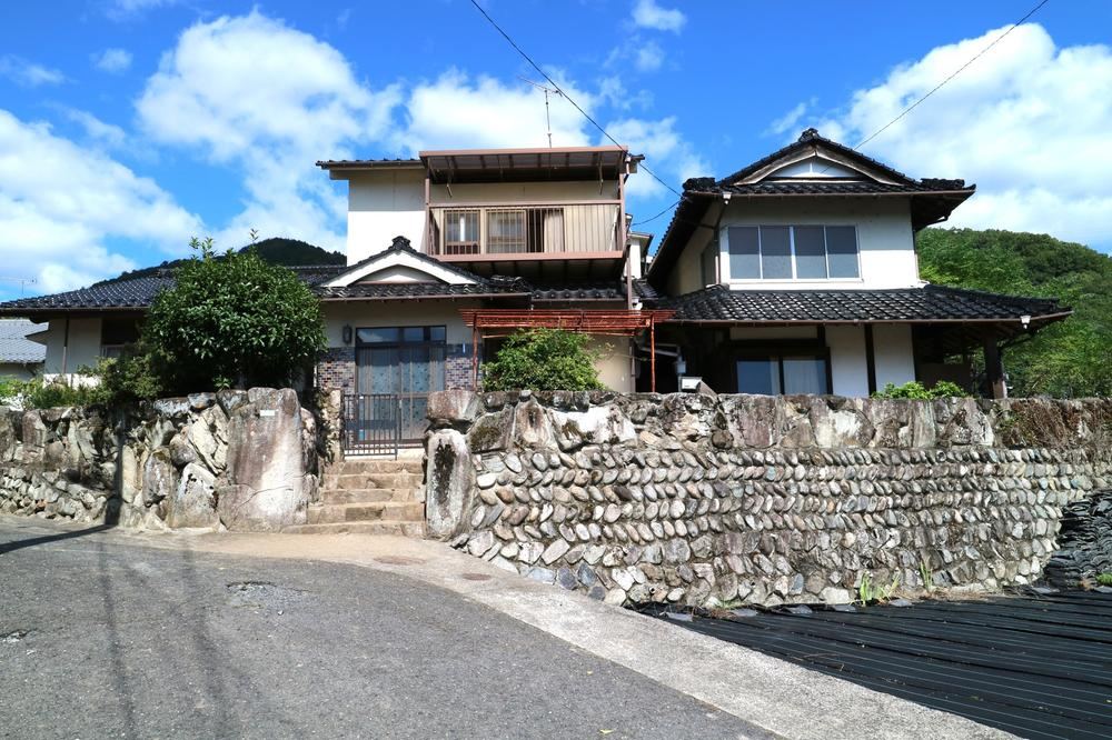 6DK house in Asakita Ward, Hiroshima - Photo 1
