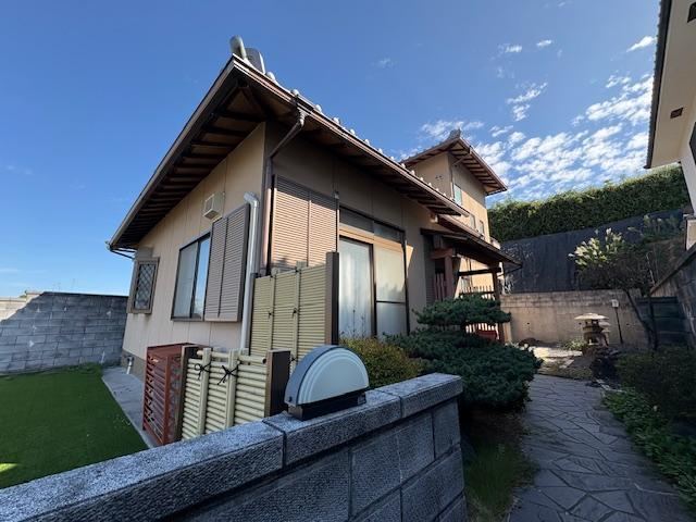 Spacious 5LDK Home Near Tomio Station - Photo 1