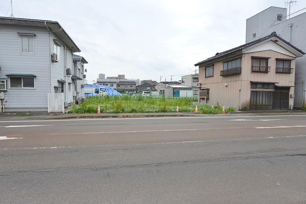 Convenient Land Near Higashi-Sanjo Station - Photo 1