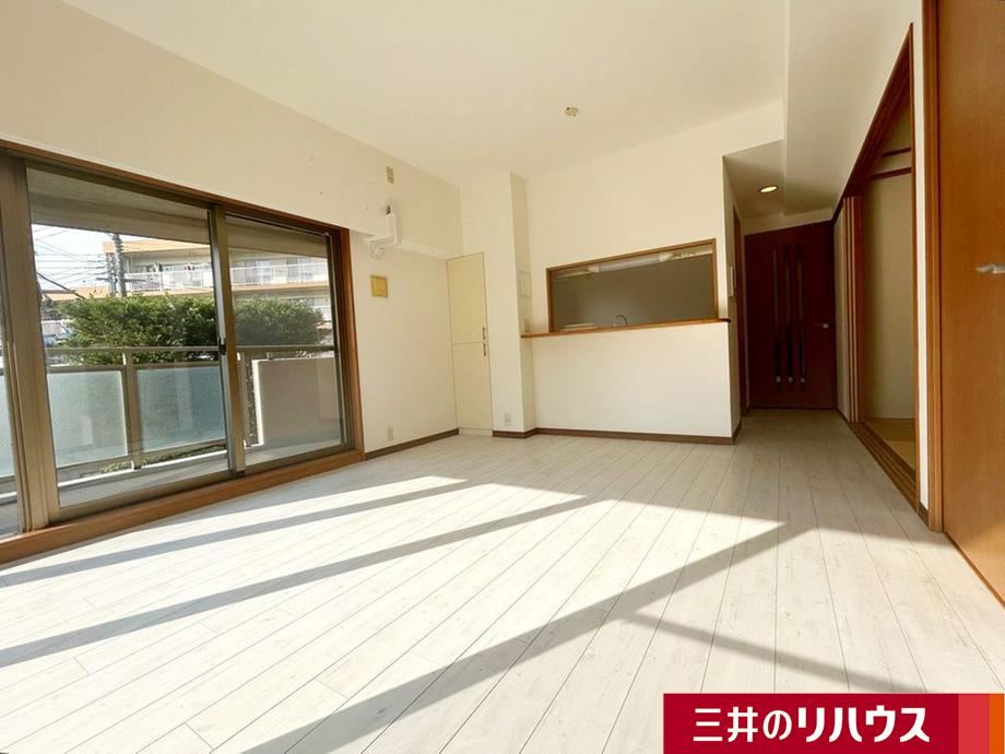 3LDK apartment in Neyagawa, Osaka - Photo 1