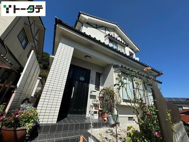 4LDK house in Asakita Ward, Hiroshima - Photo 1
