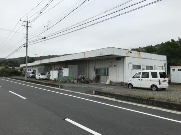Spacious 3K House with Large Land in Nishikata Town - Photo 1