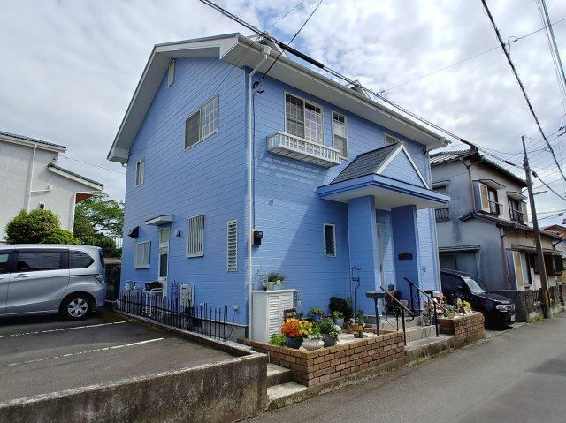 Family-Friendly Home Near Schools in Nagasaka - Photo 1