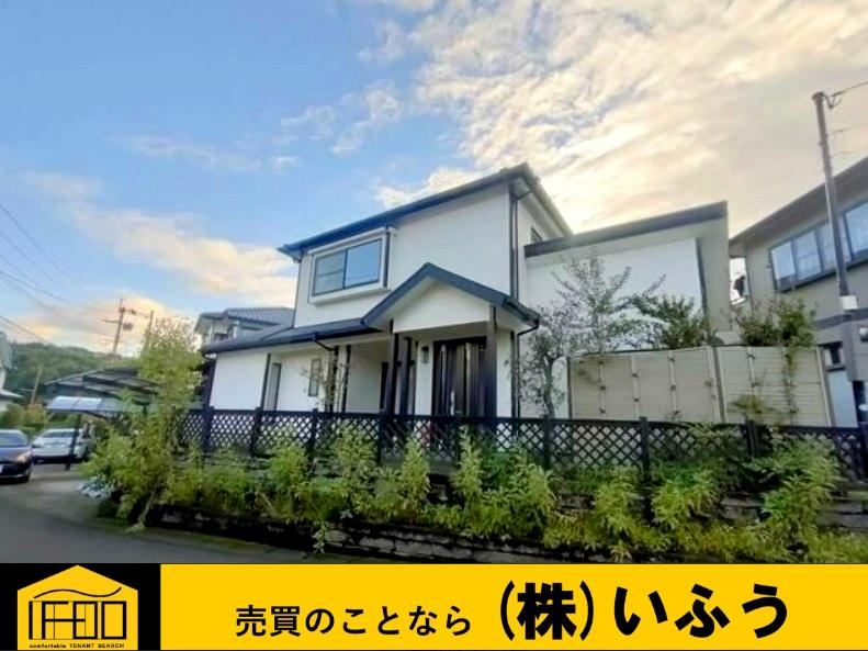 Comfortable 5DK+S Home Near Supermarket in Oita City - Photo 1