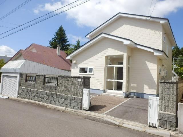 Comfortable 4LDK House Near Asahioka Elementary - Photo 1