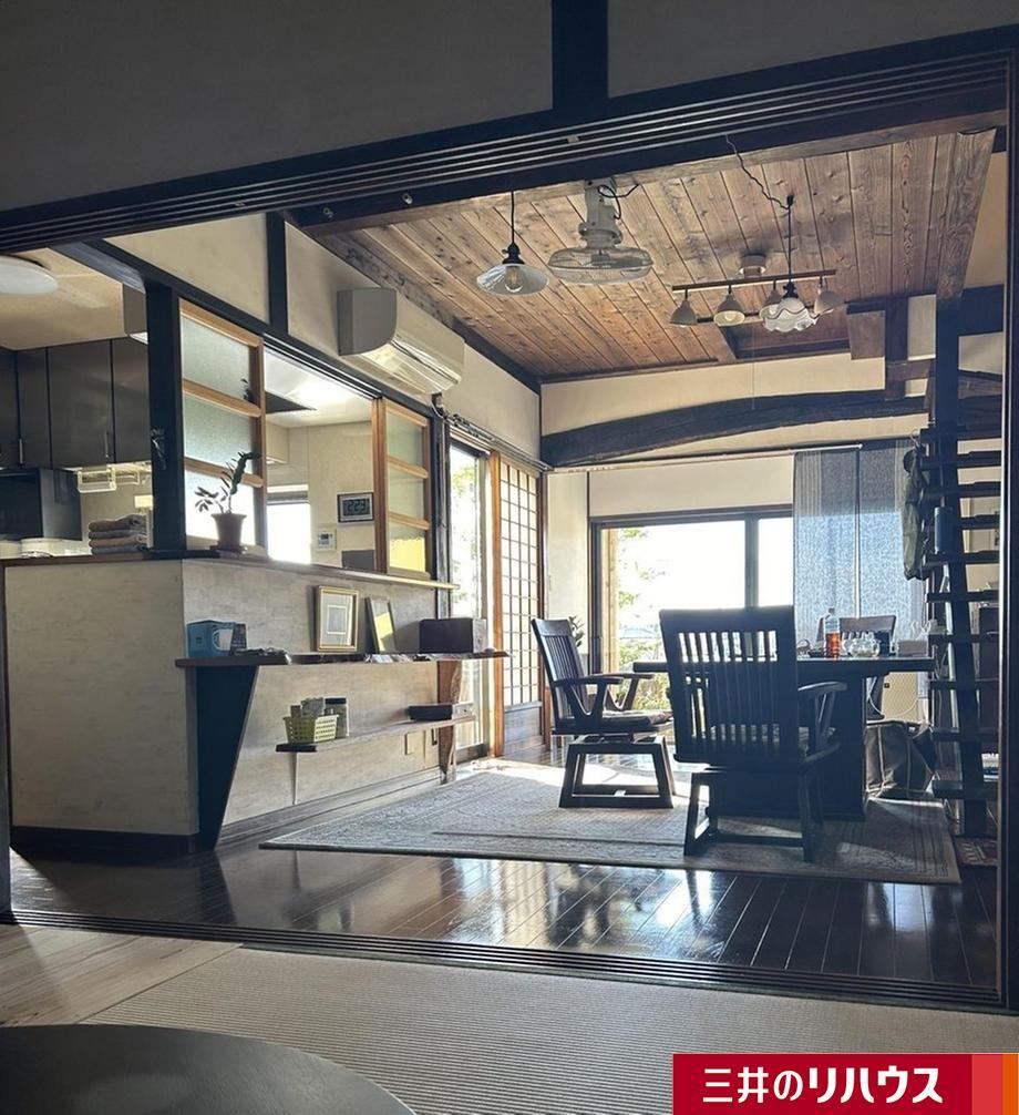 Spacious 7LDK House in Higashi Sakamoto - Photo 1