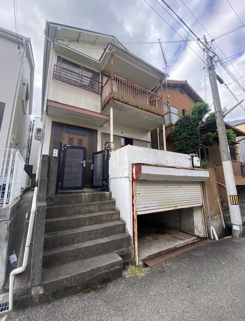 3LDK House with Renovated Japanese Room in Seiryo-dai - Photo 1