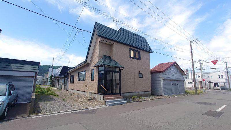 Large Investment Land in Higashikawa-cho - Photo 1