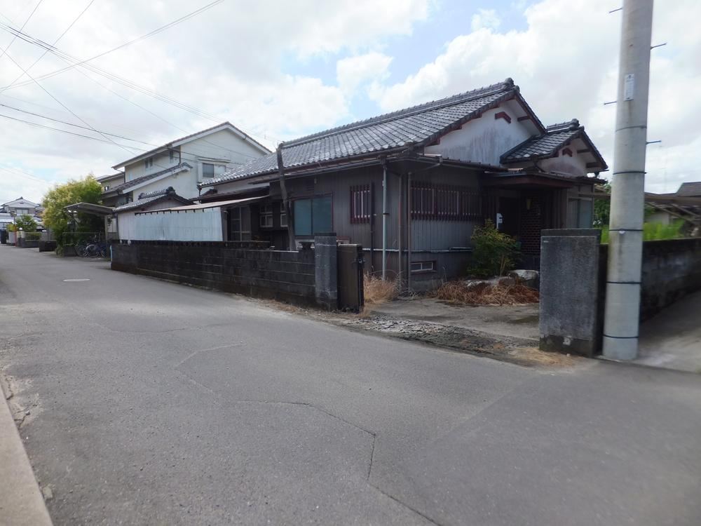 357 m² land in Miyakonojo, Miyazaki - Photo 1